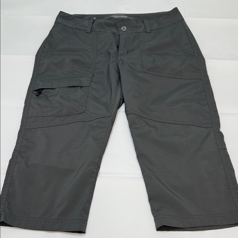 Columbia Women's Gray Capris